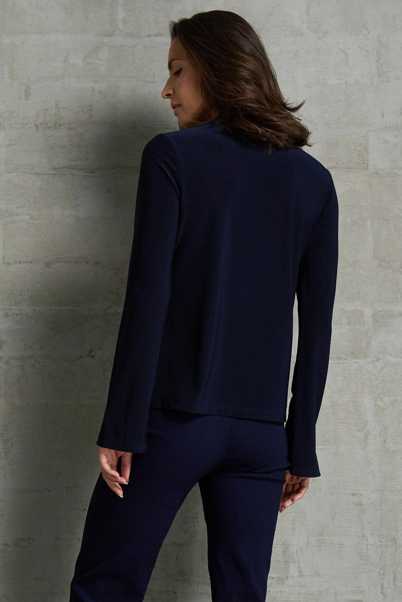 Essential Long Sleeve Shirt for Women | V-Neck | Franne Golde | Franne Golde