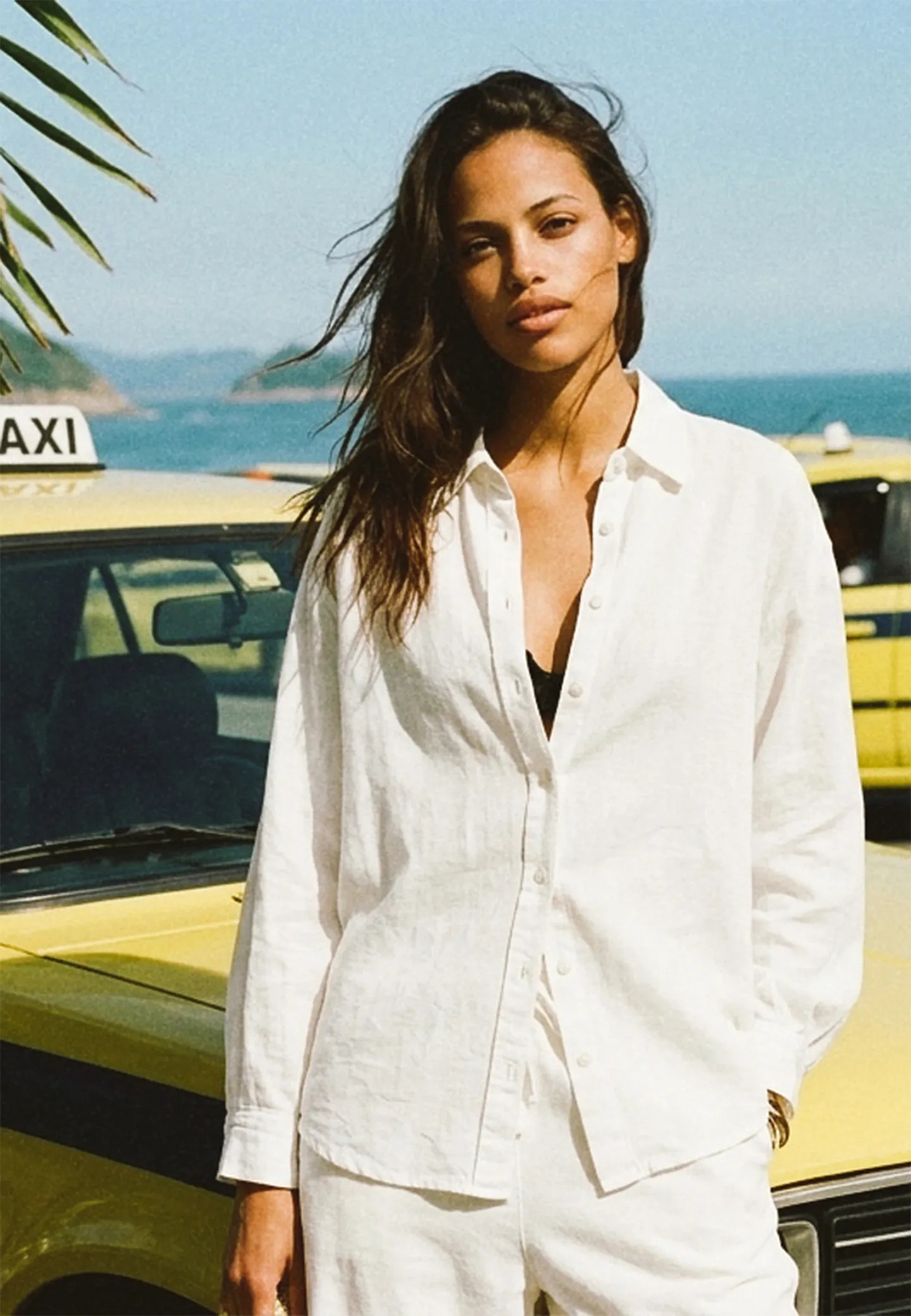 Camisa fluida efecto lino | Stradivarius Espa\u00f1a | Stradivarius ES