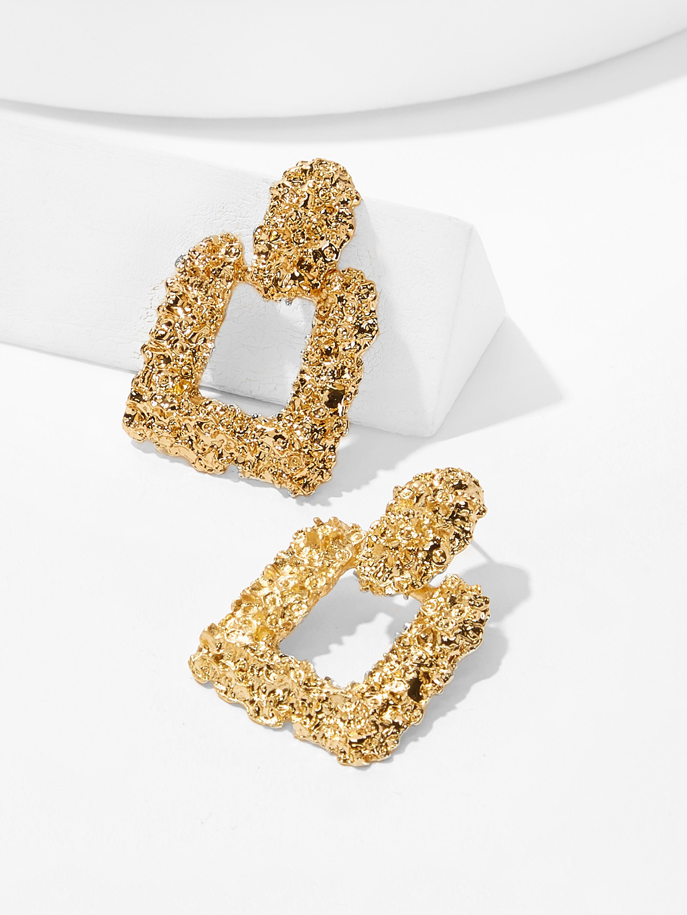 Textured Square Drop Earrings 1pair | SHEIN