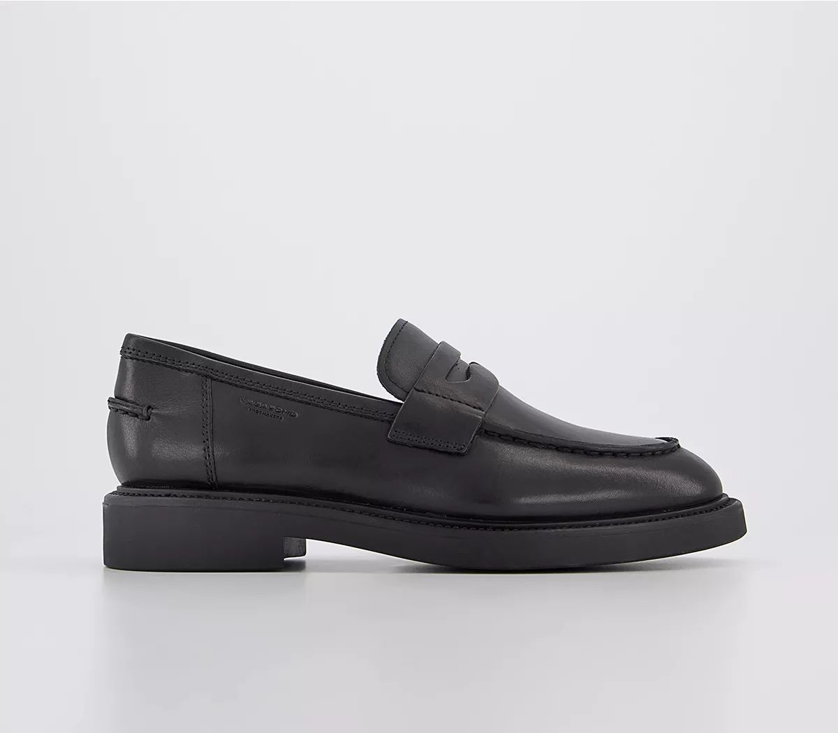 Vagabond Shoemakers
								Alex W Loafers
								Black Leather | OFFICE London (UK)