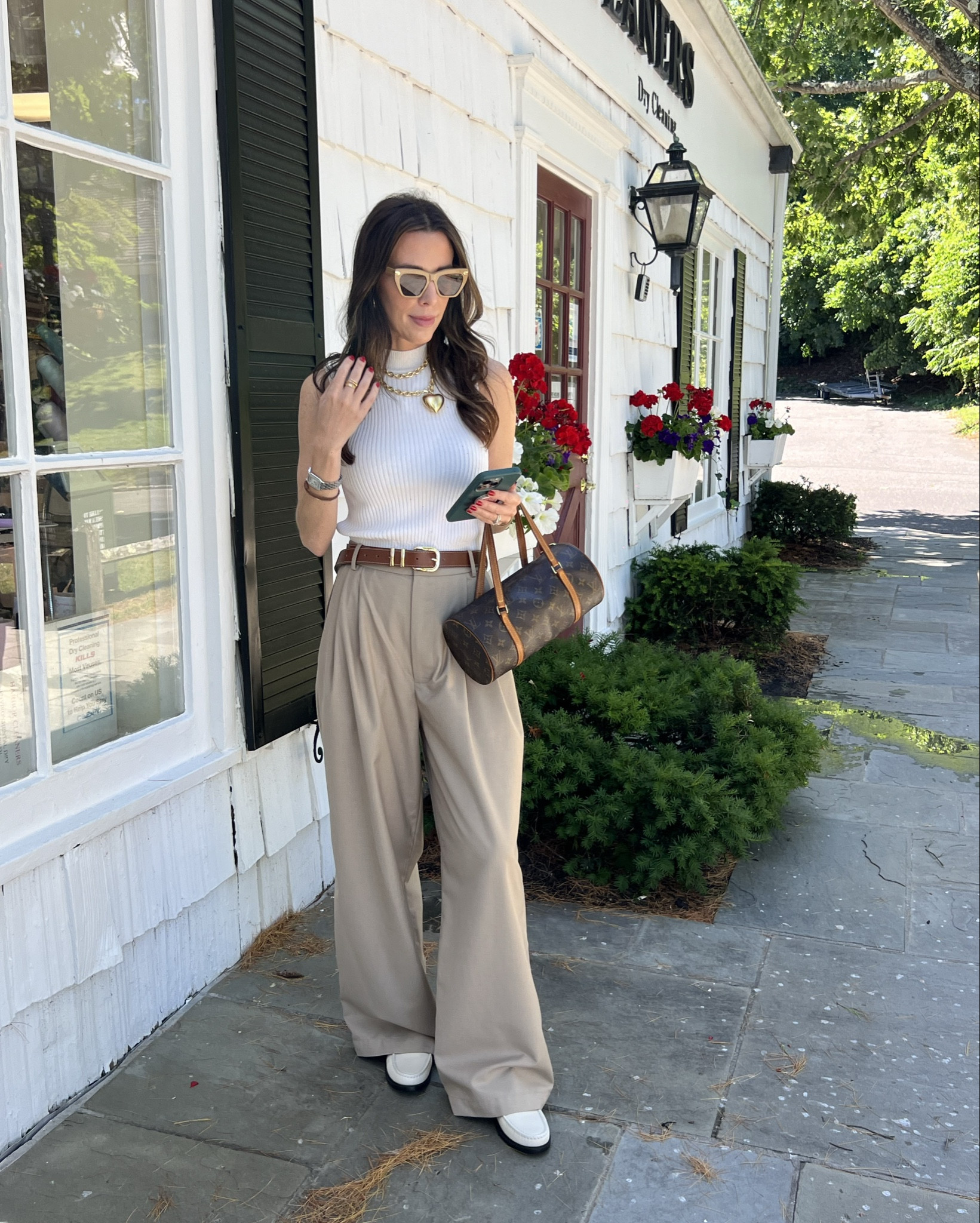 Taking pleated trousers from day to night. 


#LTKFindsUnder100 #LTKFindsUnder50 #LTKStyleTip