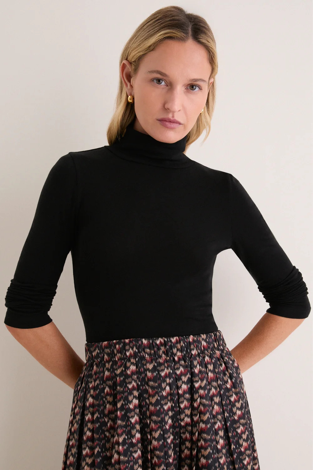 Black Modal Cashmere Everett Turtleneck | Tuckernuck (US)