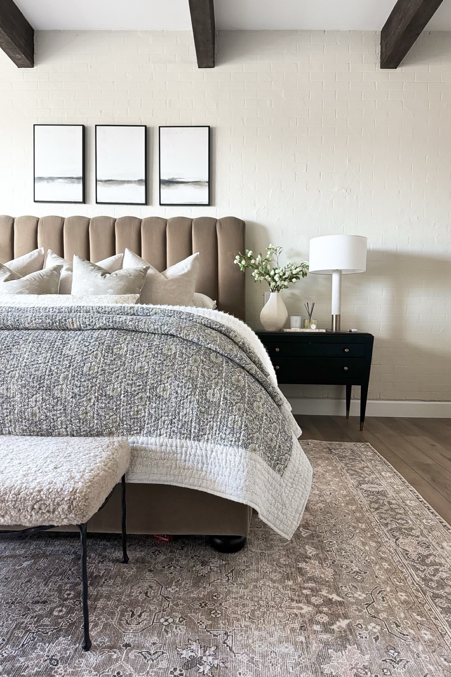 My bedroom is so cozy!

bedroom  master bedroom  quilted bedding  home decor  furniture  bedroom essentials  lamp  vase  ourpnwhome 

#LTKSeasonal #LTKHome