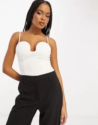 NA-KD x Stephsa cut out cup detail corset in off white | ASOS (Global)