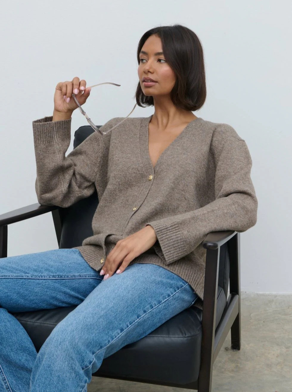 Felicity Knot Shank Knit Cardigan | Pretty Lavish (UK)