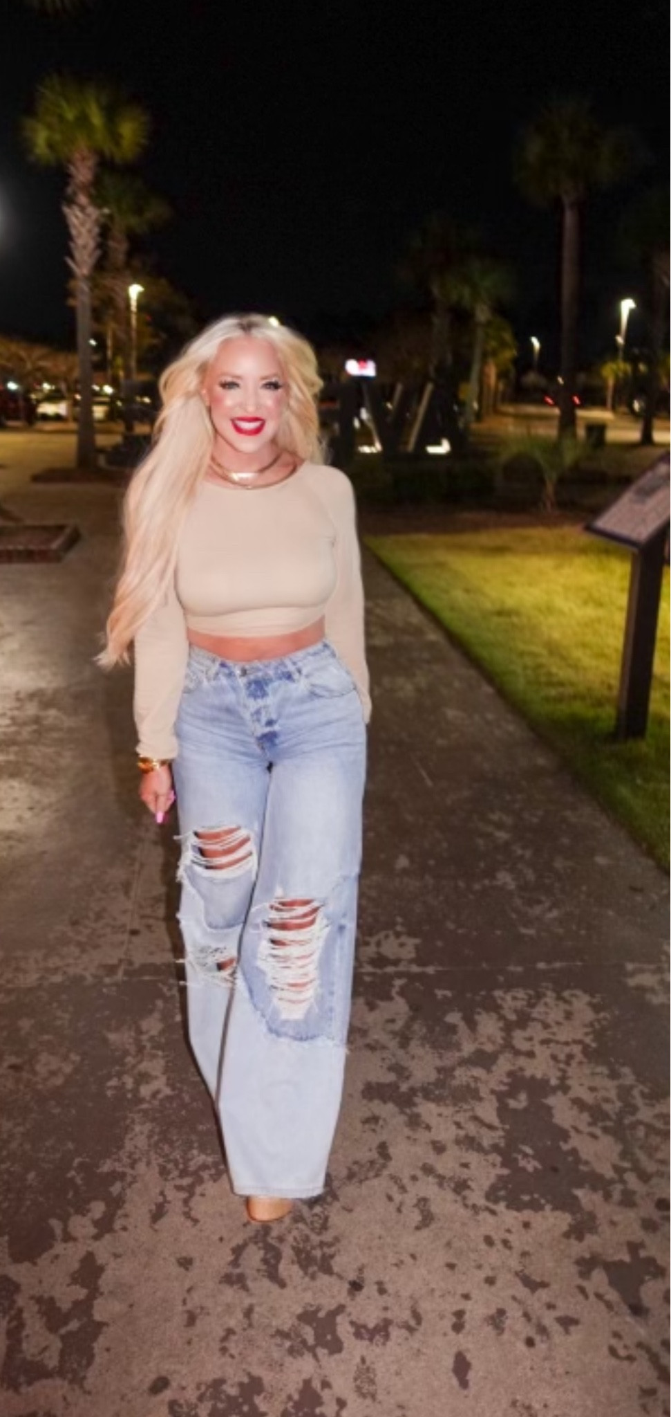 Shirt on major sale. Open back, so cute! And obsessed with these jeans. Very long so if you’re shorter, plan to hem or wear heels 🙃

#LTKsalealert