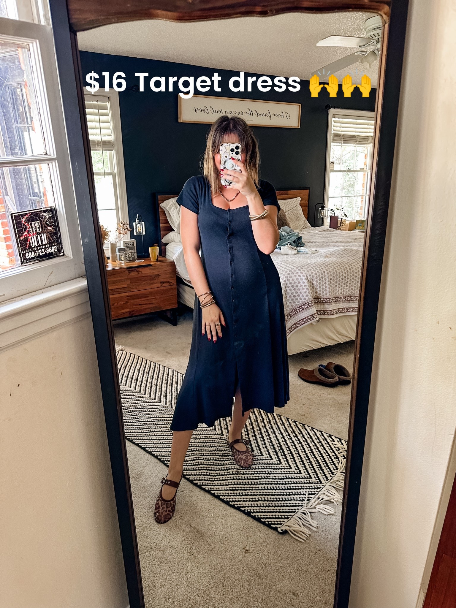 Fits true to size 5”4 for height reference. 

#LTKSeasonal #LTKHoliday #LTKSaleAlert