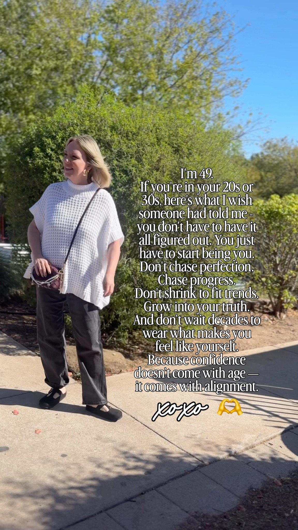 Large sweater; 6 jeans 

#LTKSeasonal #LTKOver40 #LTKootd