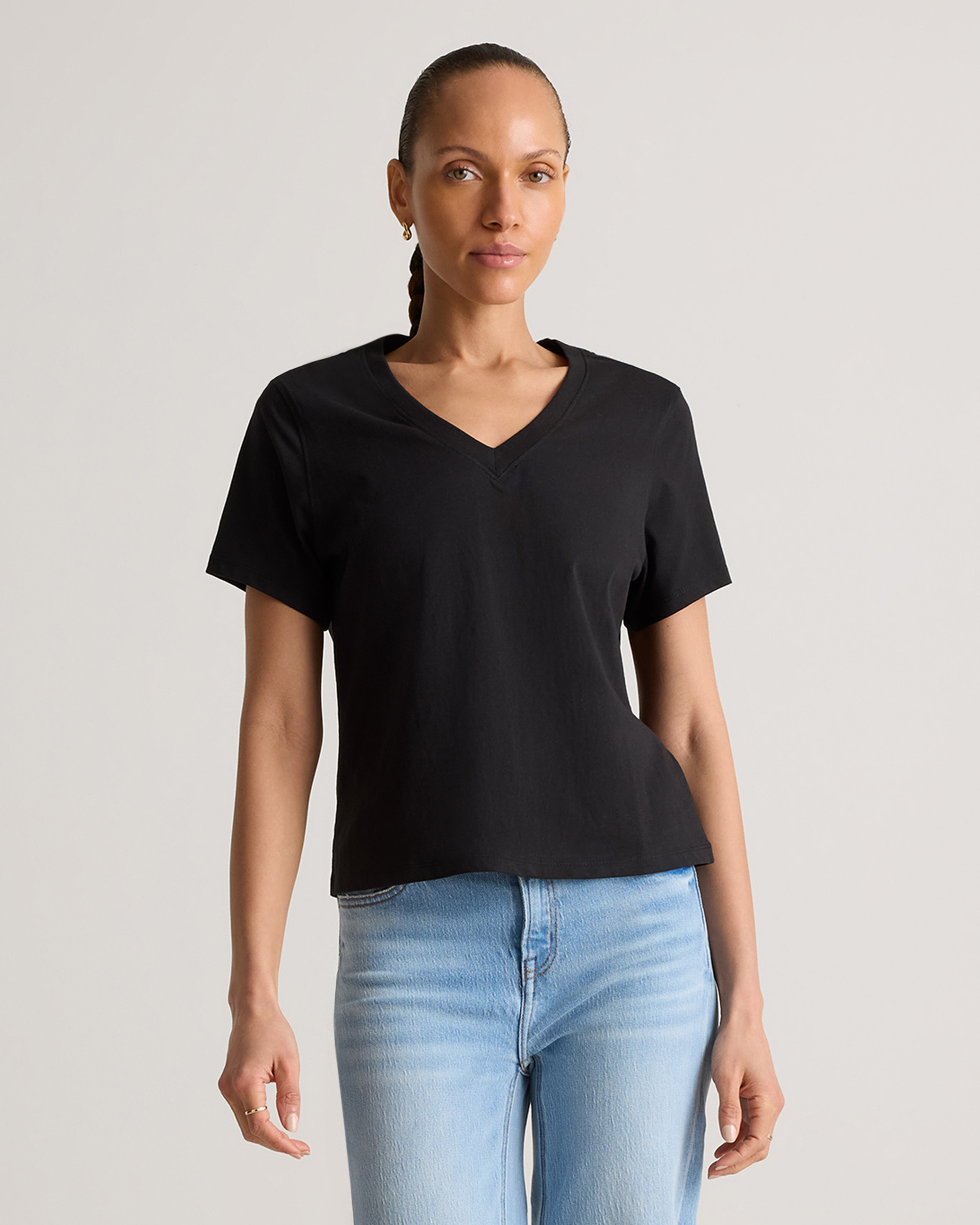 Quince | Women's Boxy V-Neck T-Shirt in True Black, Size XS, Organic Cotton | Quince