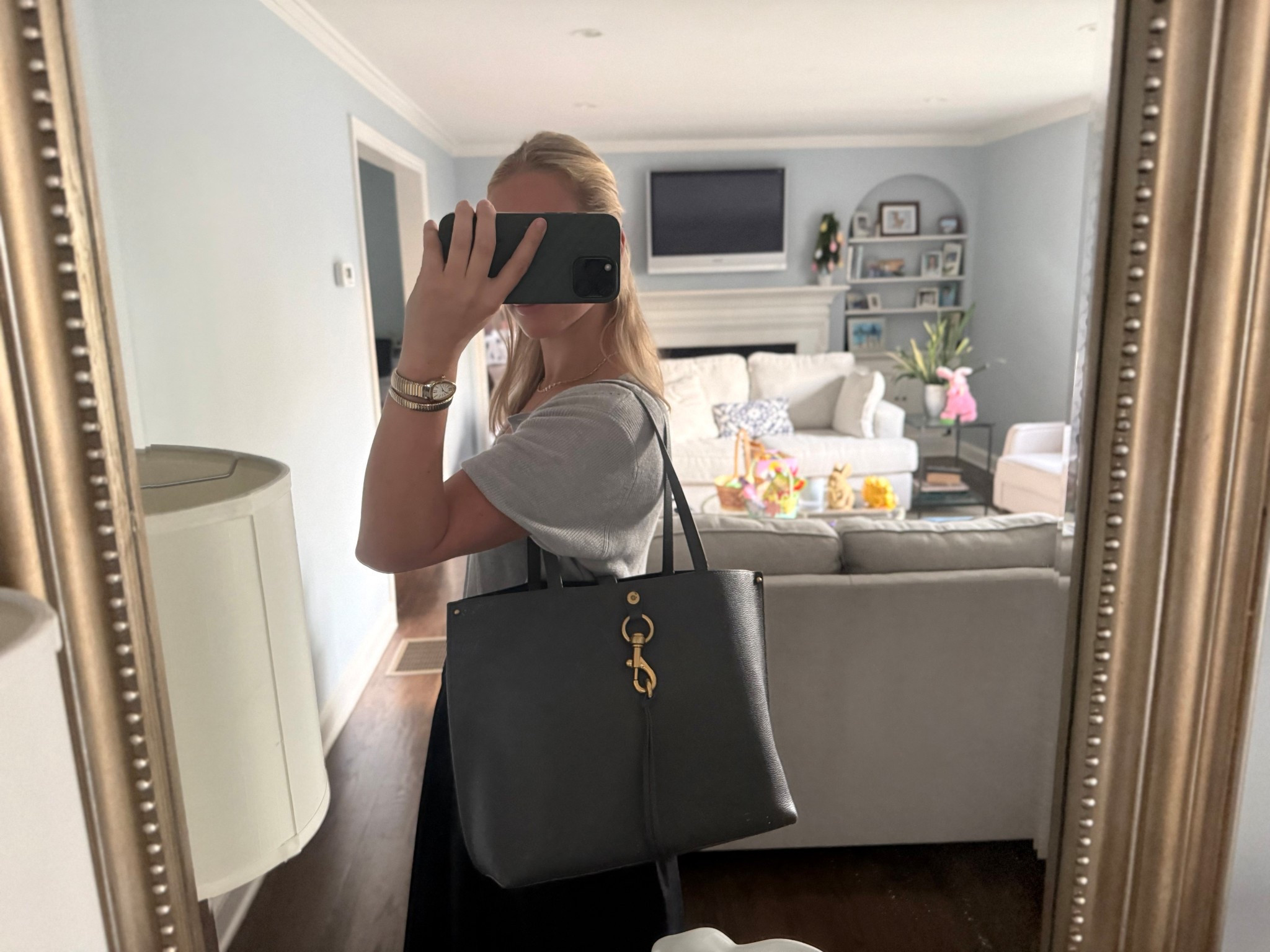 The BEST work bag


Work bag
Work tote
Tote bag
Grey tote
Grey purse
Grey bag
Rebecca minkoff purse
Rebecca minkoff tote
Rebecca minkoff Megan tote
Work tote
Big bag
Big purse

#LTKootd #LTKWorkwear