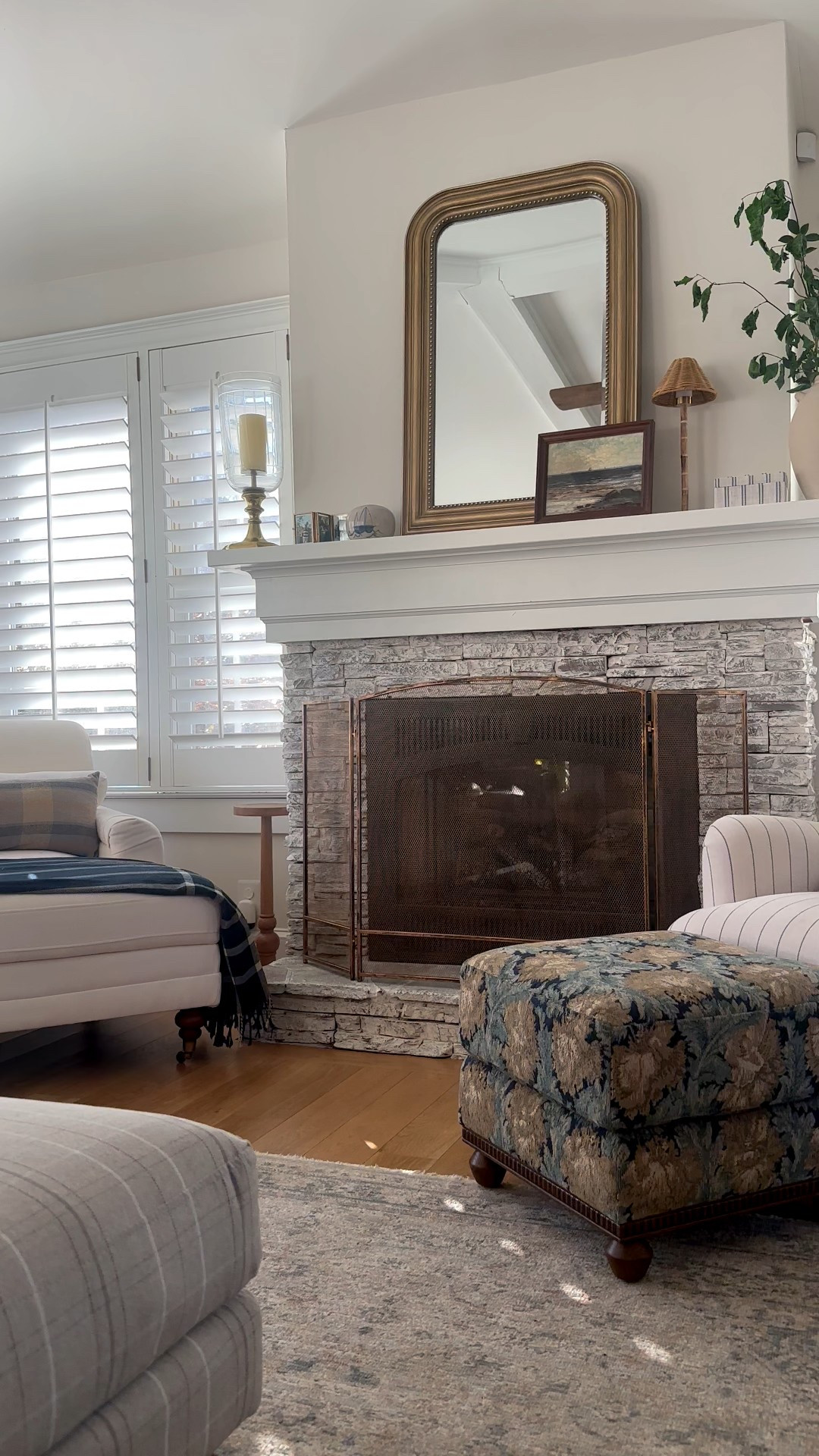 A conversational, yet cozy corner of the home is key 🤍 You can shop everything you see here to add to your own space. Comment SHOP for a message! 