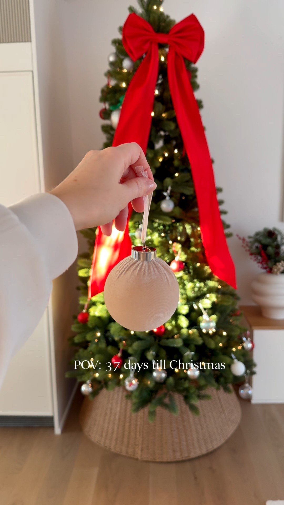 Christmas decor , velvet ornaments, beautiful Christmas tree decor , Christmas bow 

#LTKHoliday #LTKSeasonal #LTKHome