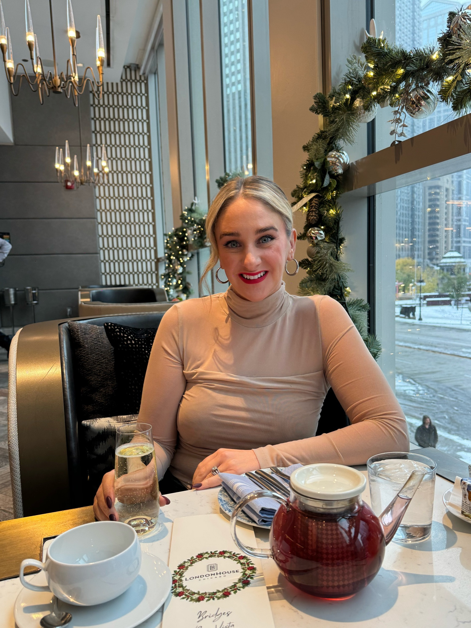 Holiday skincare makeup 

#LTKCyberWeek #LTKBeauty #LTKHoliday