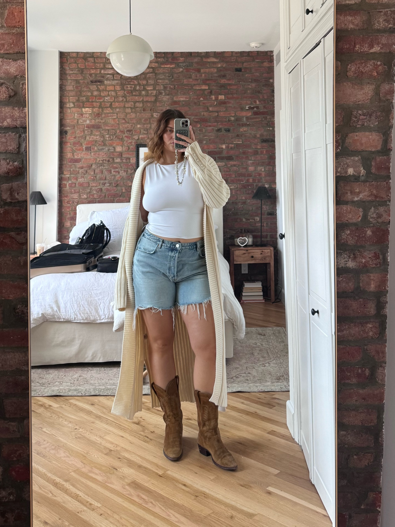 Fall outfit of the day! Happy Friday 🧡

#LTKShoeCrush #LTKStyleTip #LTKMidsize