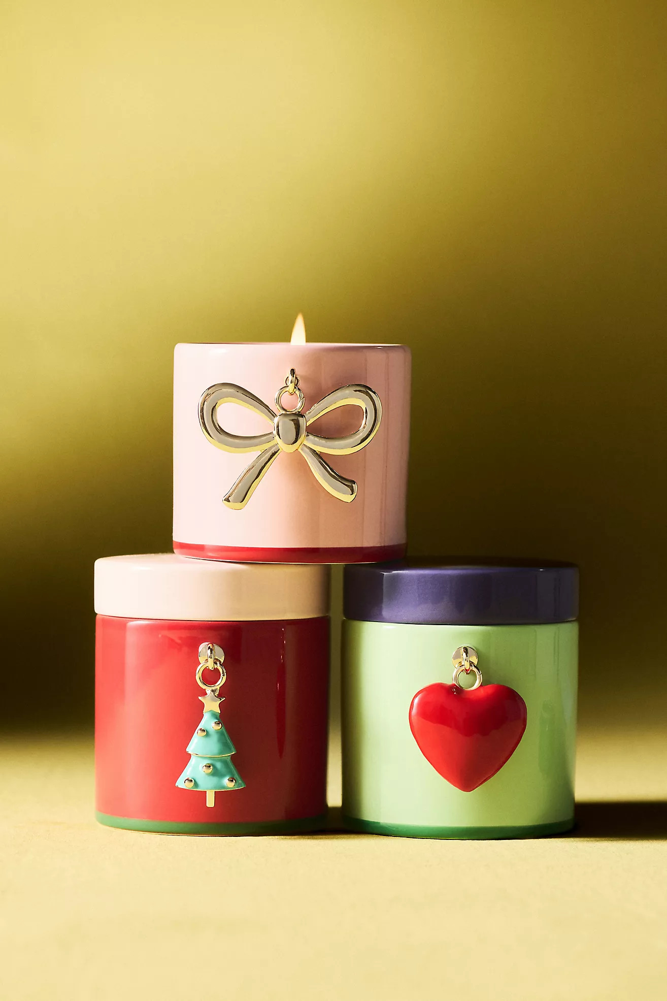 Bow Charm Woody Vanilla Bean & Balsam Ceramic Candle | Anthropologie (US)