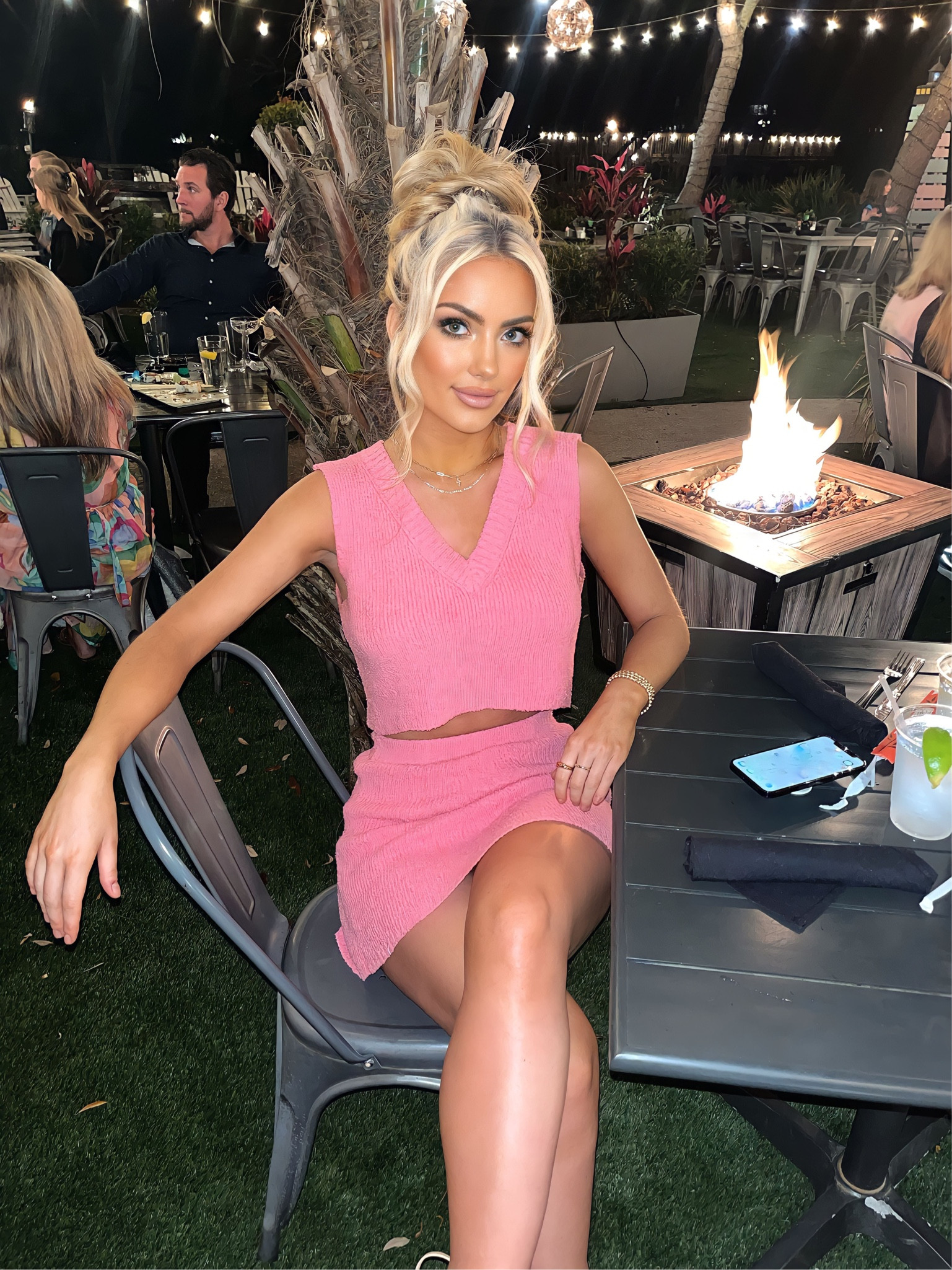 Resort beach spring outfit! Follow @hollyjoannew for fashion and beauty! Glad you’re here!
Pink two piece knit set {These Three} *in the S

#LTKtravel #LTKunder50 #LTKstyletip