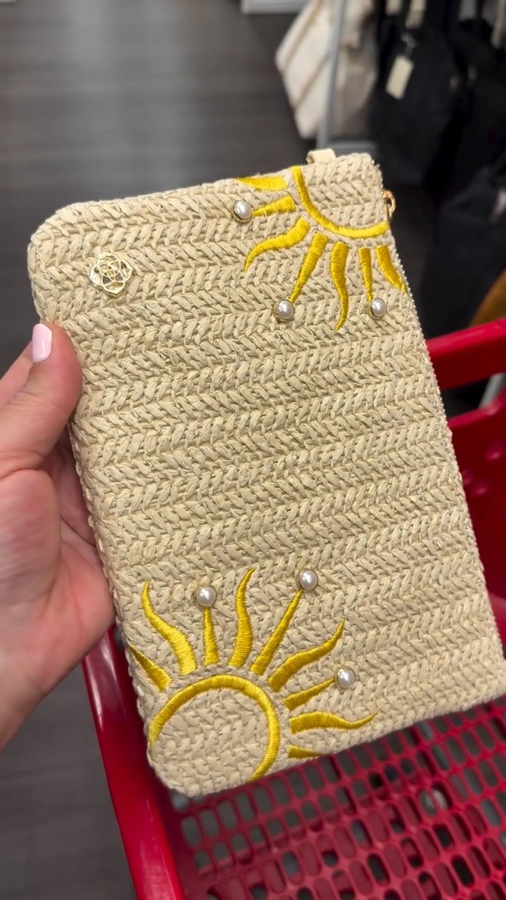 NEW Kendra Scott pouches 😍

#LTKOver40 #LTKBeauty