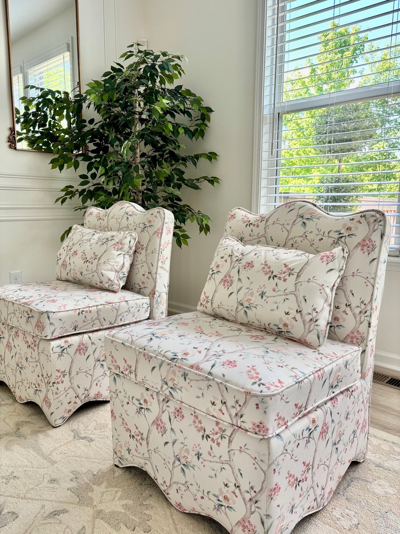 Floral print ottoman and scalloped chairs at TJ Maxx!!

#LTKHome