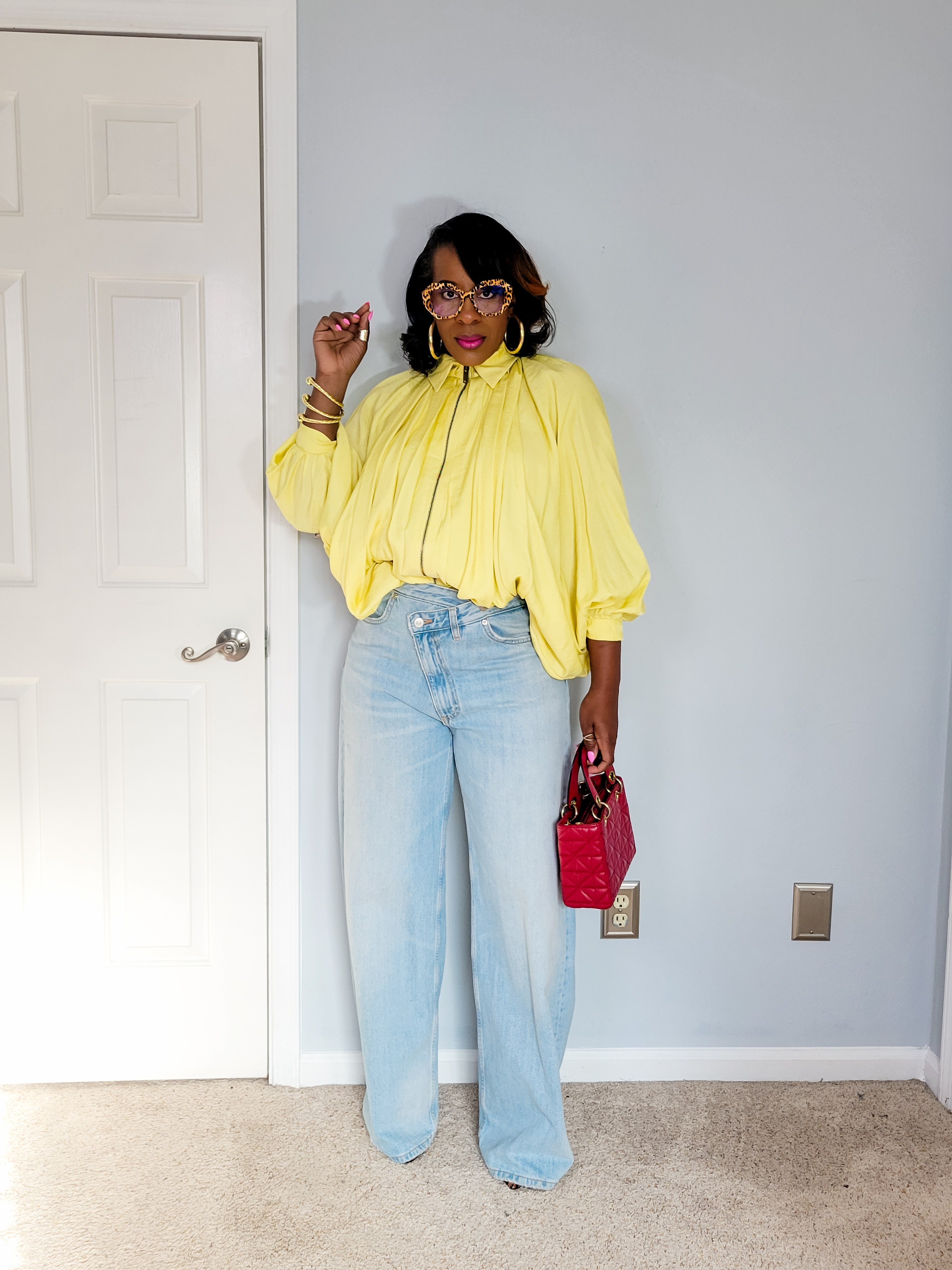 Butter Yollow Bomber Jacket

#LTKMothersDay #LTKootd #LTKOver40