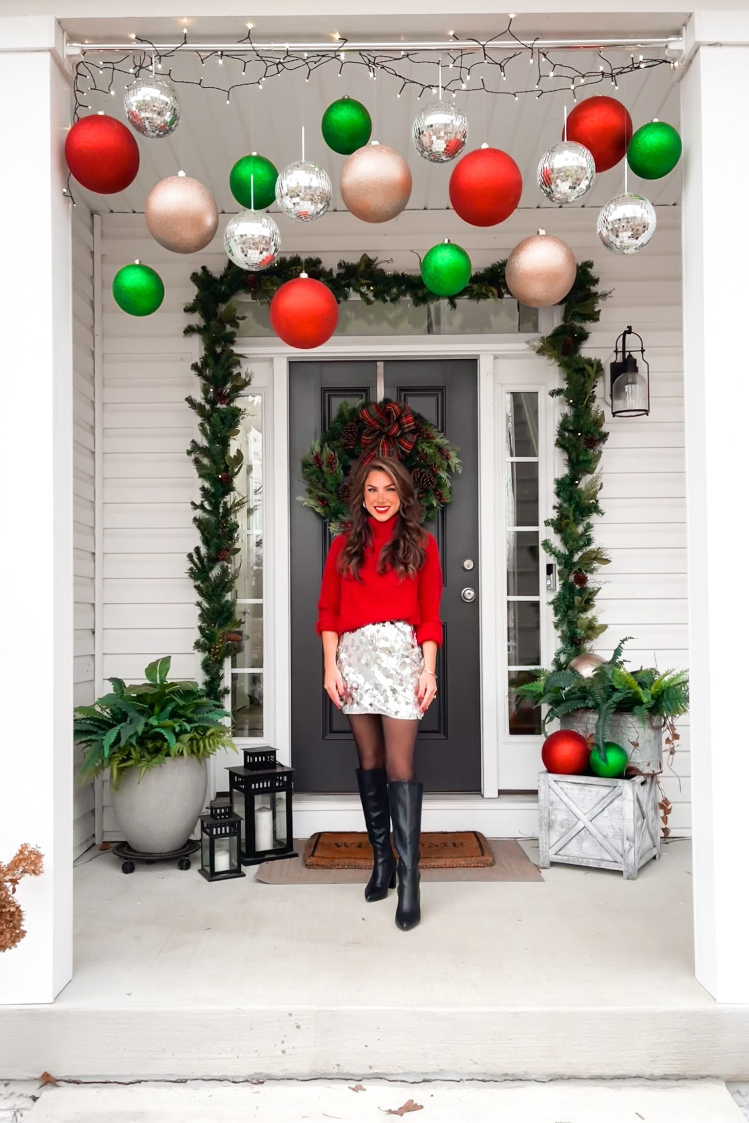 Holiday home decor, outdoor holiday decor, front door decor, Christmas decor, 

#LTKhome #LTKHoliday #LTKSeasonal