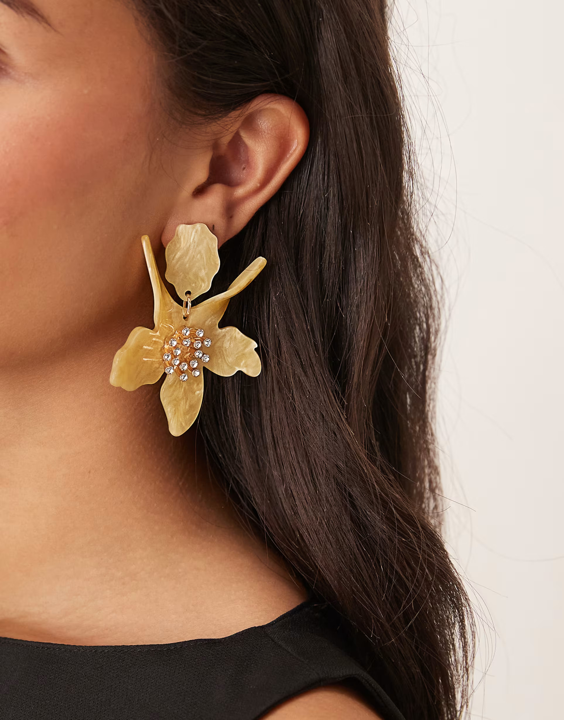 DesignB London resin flower drop earrings in gold | ASOS (Global)