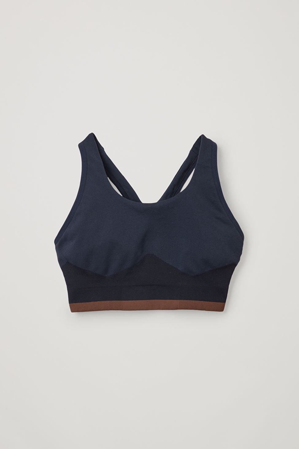 SEAMLESS PERFORMANCE SPORTS BRA | COS (EU)