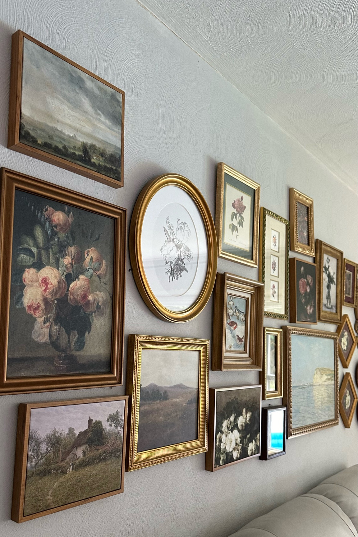 Updated  my gallery wall and wanted to link the ones that I bought from amazon and Target. The rest were thrifted locally and online!

#LTKFindsUnder50 #LTKHome #LTKSummerSales