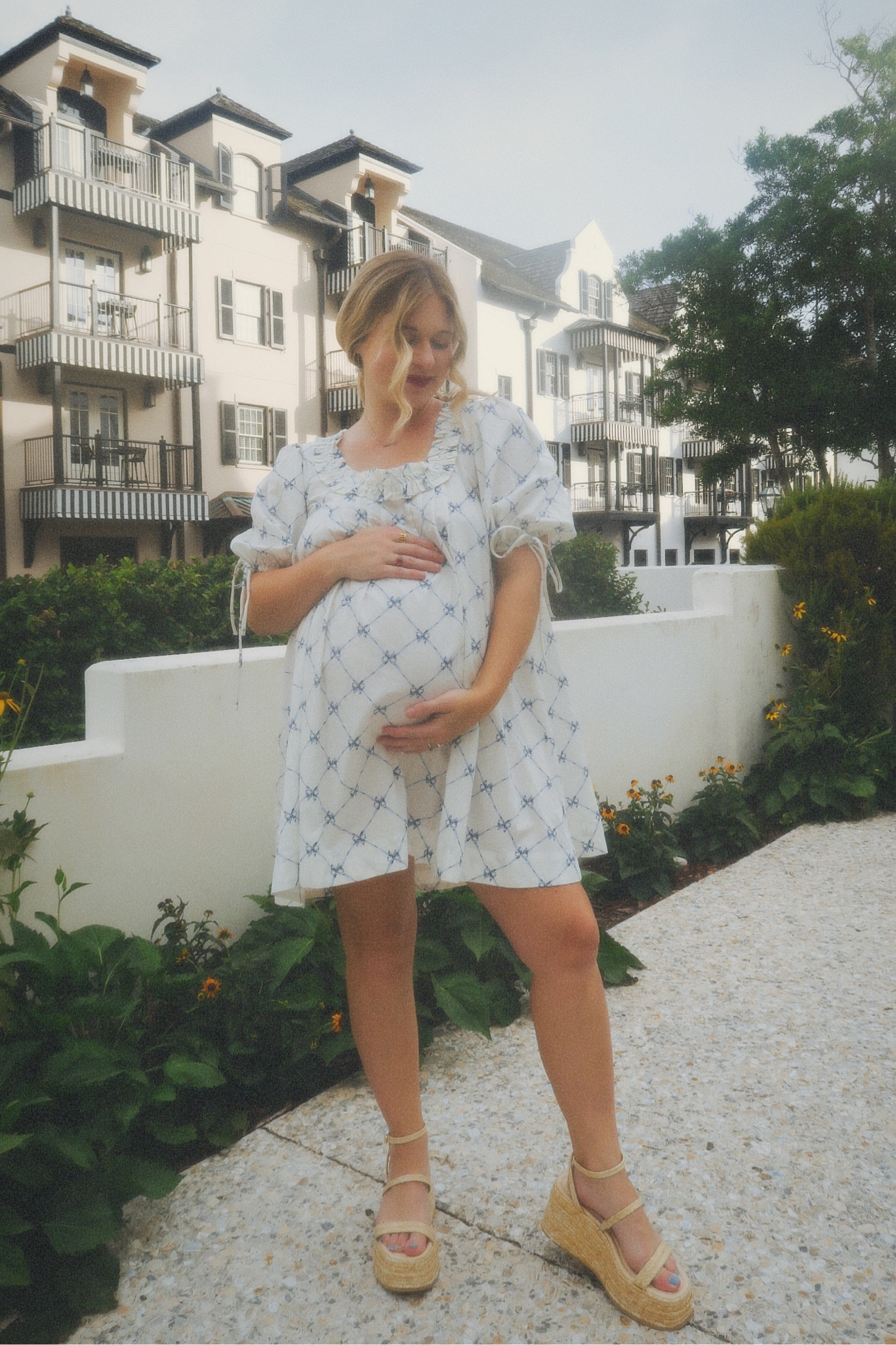 The cutest bow dress #bumpstyle #freepeople #dress

#LTKStyleTip #LTKBump