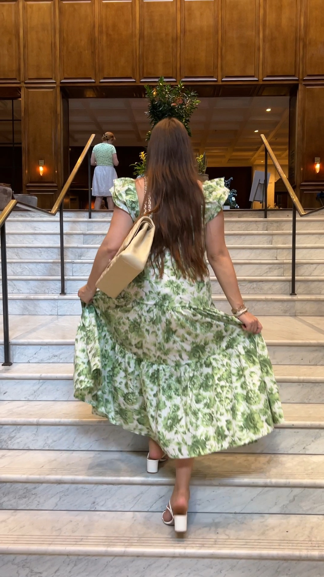 Ltk con outfit

Fall dress, fall fashion, fall outfit, Abercrombie, Abercrombie dress, midi dress, maxi dress, fall outfits

#LTKunder100 #LTKsalealert #LTKCon