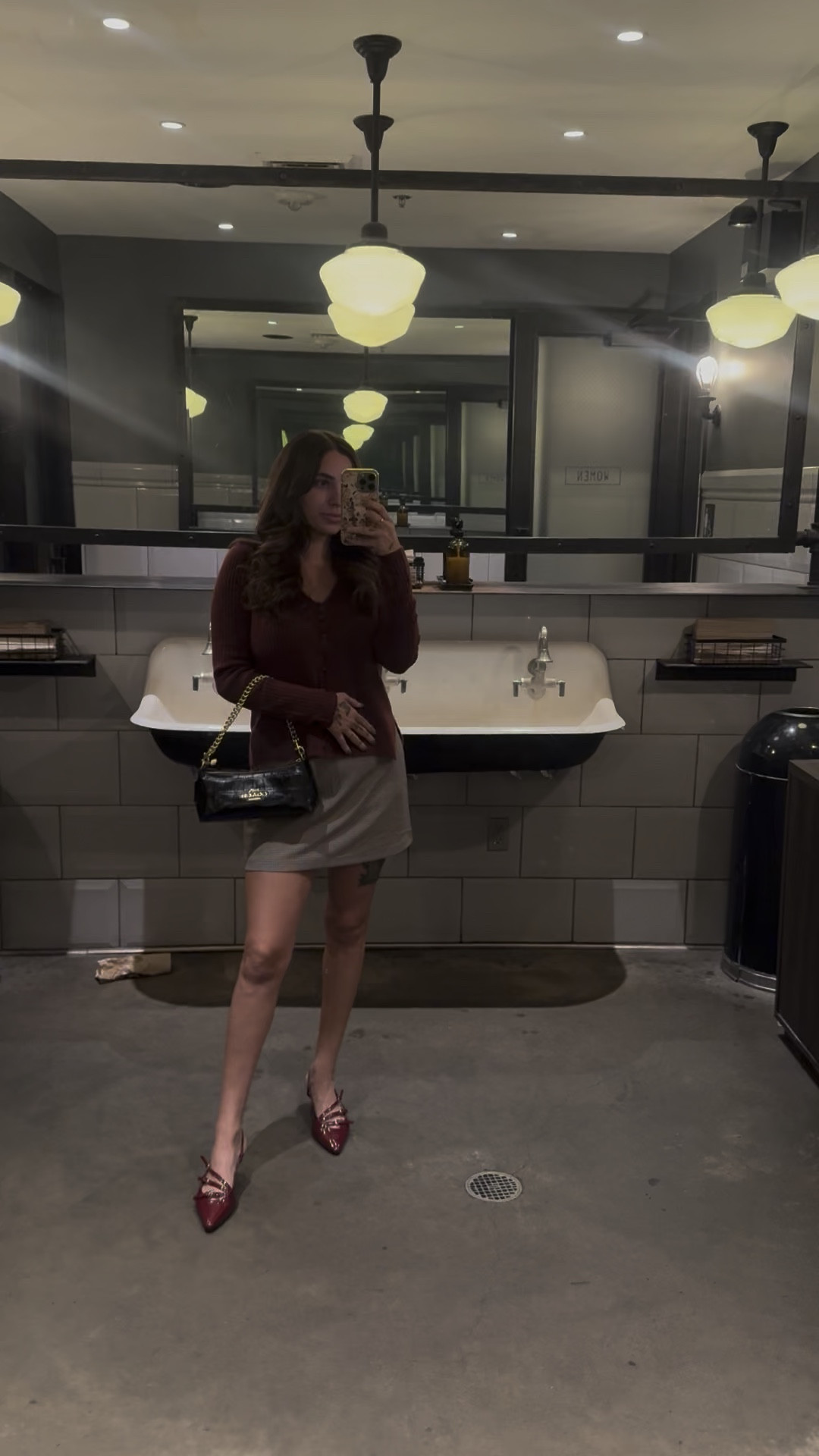 Date night outfit with fall staples from Abercrombie 🍂🤎

#LTKSeasonal #LTKFindsUnder100 #LTKSaleAlert