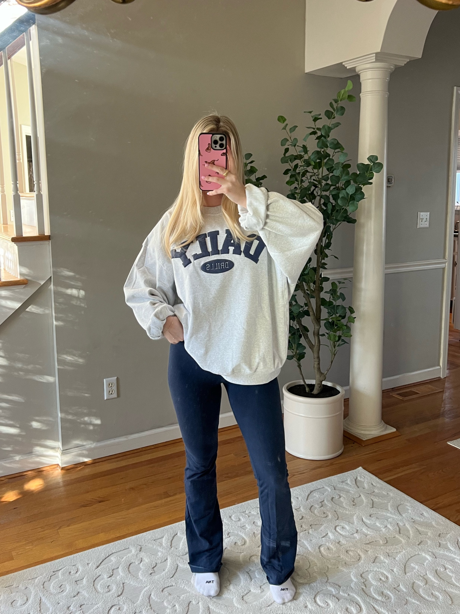 Outfit of the day!
•


#LTKFindsUnder50 #LTKStyleTip #LTKU