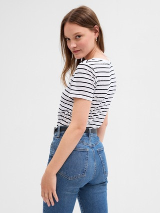 Favorite V-Neck T-Shirt | Gap Factory