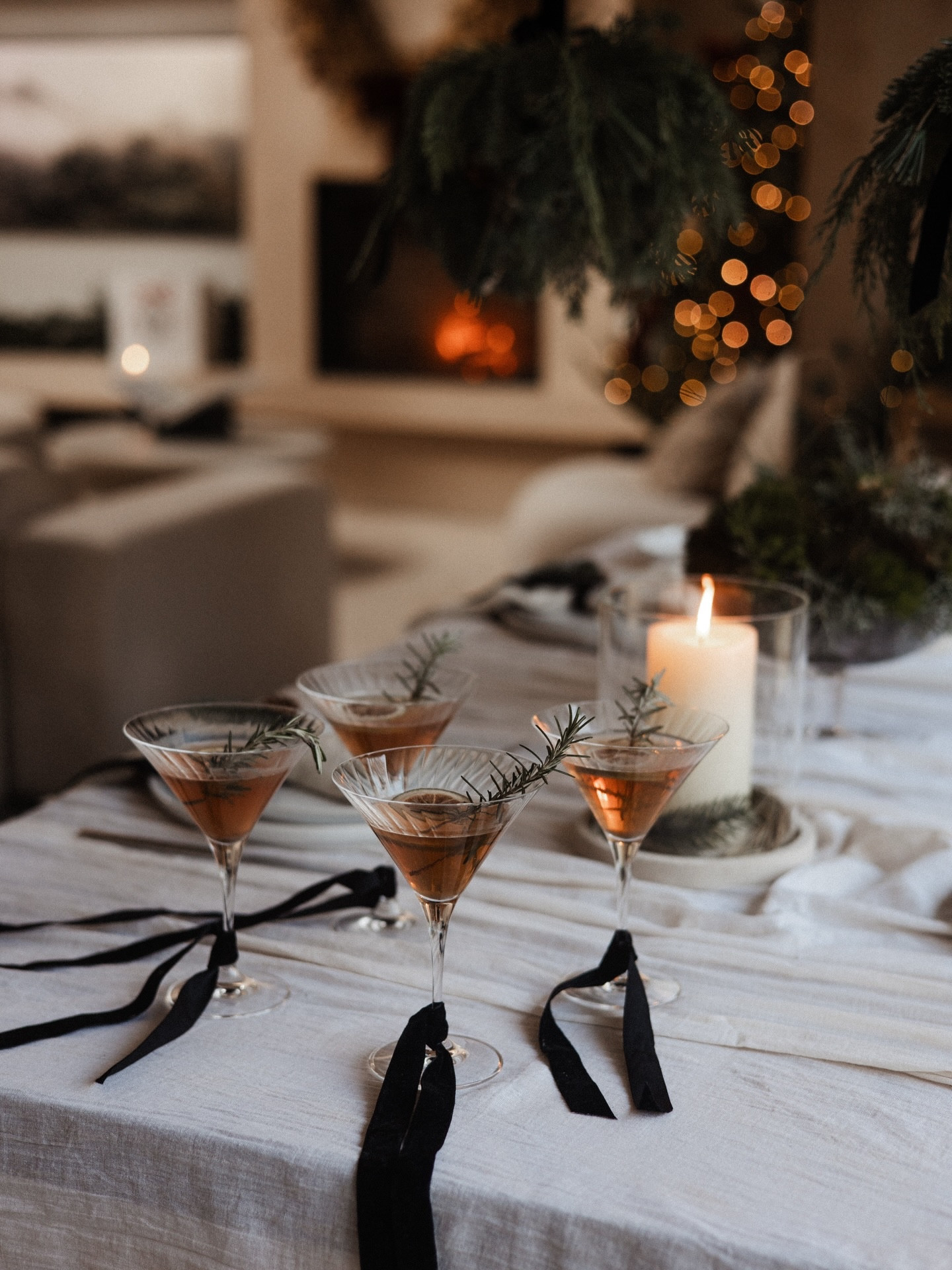 A full weekend at The Black House, we hosted my brother’s 30th, went to see Wicked, and the house is starting to feel festive 🎄

Stills from a day shooting for @thewhitecompany 

Keep scrolling for Simba, proudly sitting on the one chair he’s absolutely not allowed on… but we’ll forgive him, as he was also a birthday boy turning five!

#LTKwinter #LTKfestive #LTKgiftguide