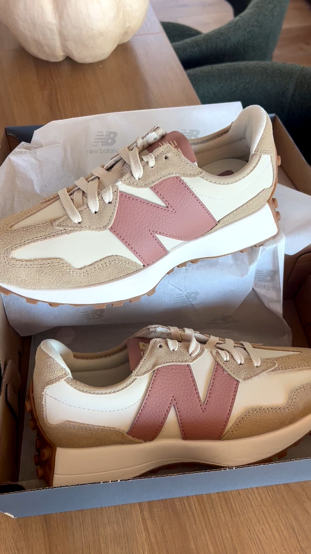 Sale! Lowest price in 30 days. New balance 327 

#LTKFindsUnder100 #LTKShoeCrush #LTKFallSale