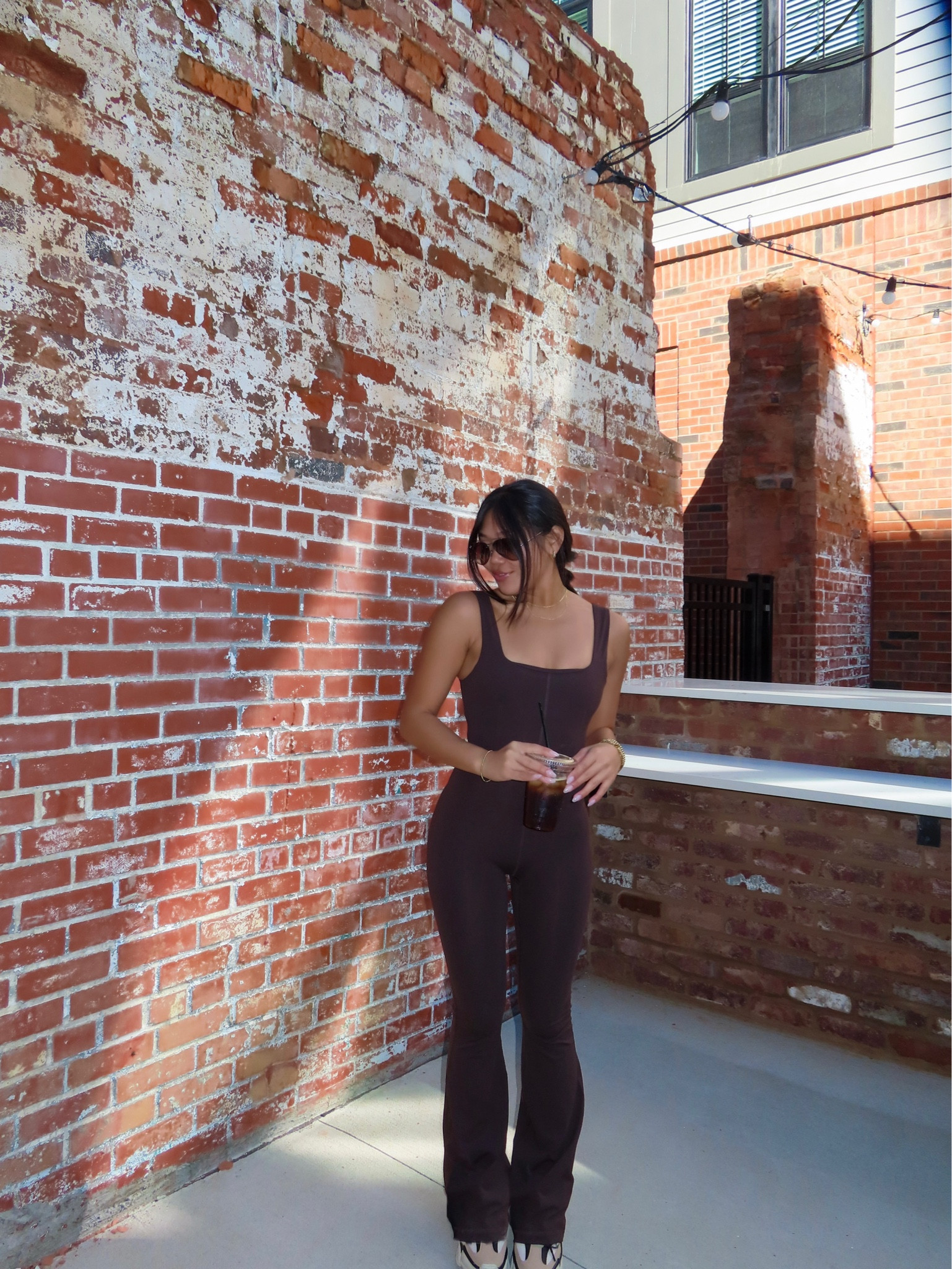 This jumpsuit from fabletics is sooo flattering and versatile!! 

#LTKStyleTip