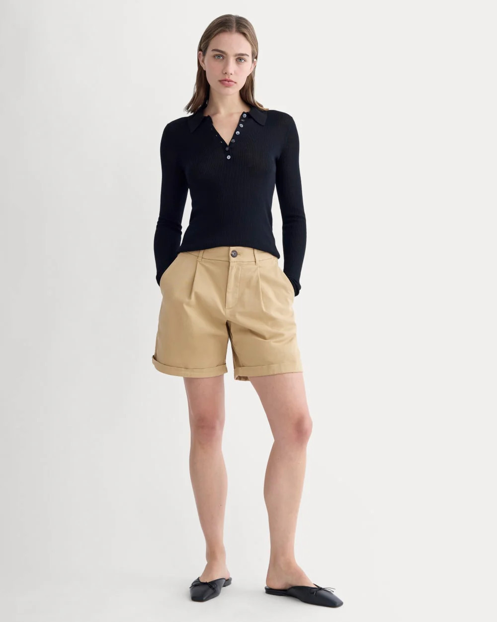 Everlane Pleated Chino Pant Short In Classic Khaki, Size 10, Cotton | Everlane