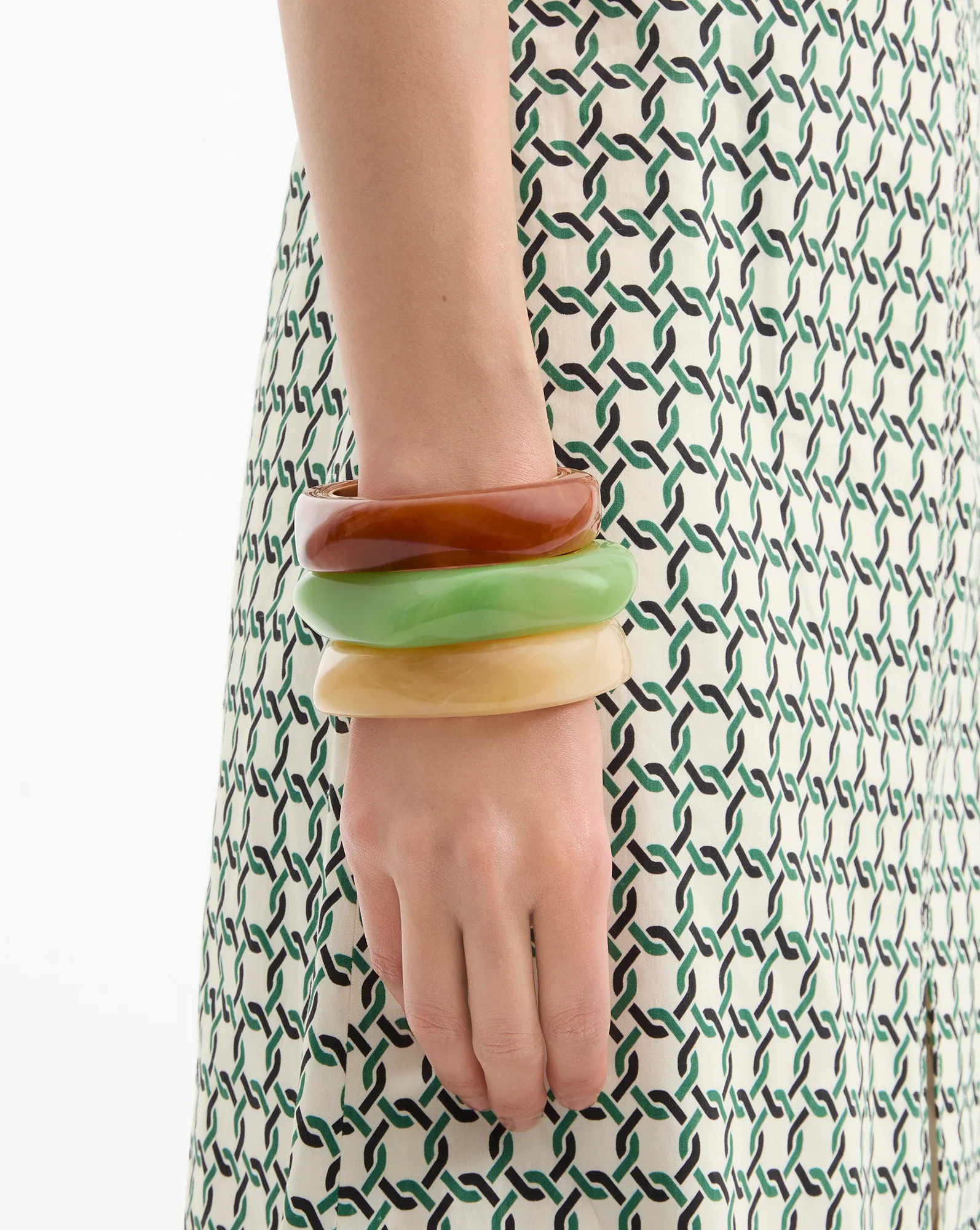 Sculpted Resin Bangle | Veronica Beard