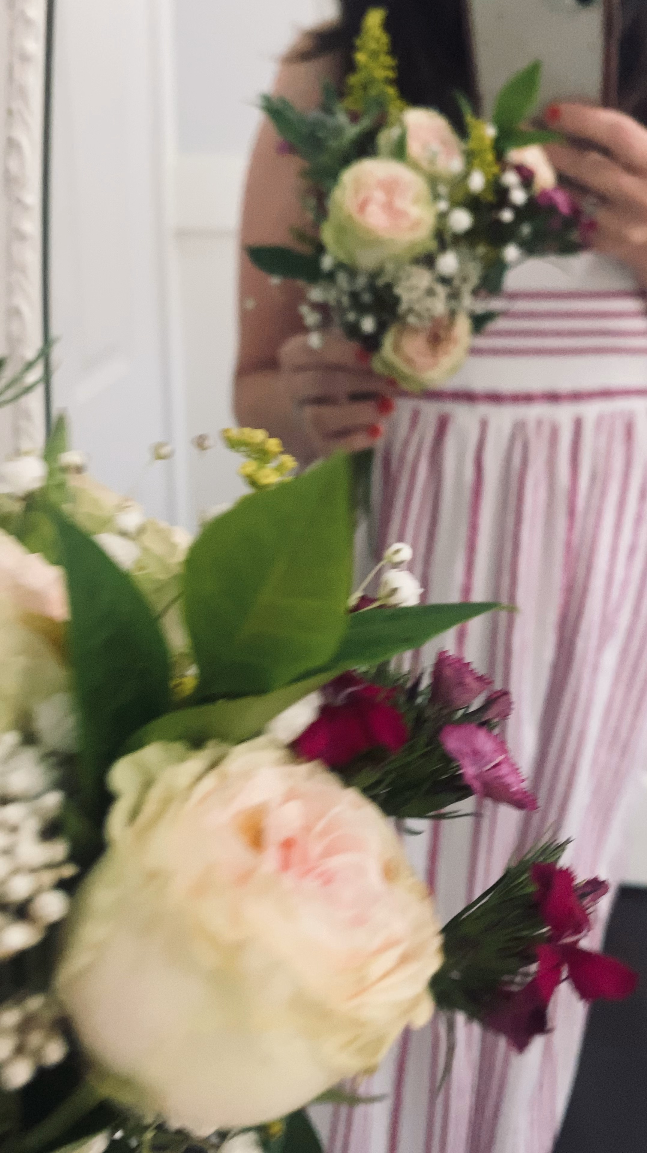 Let’s talk summer outfits! 🩷 I’m wearing my cotton maxi dress by Loft on repeat this season, with my favorite Sarah Flint sandals. Easy WFH outfit, or pack it for a feminine look at the beach, lake, or travel outfit. 

#LTKVideo #LTKSeasonal #LTKStyleTip