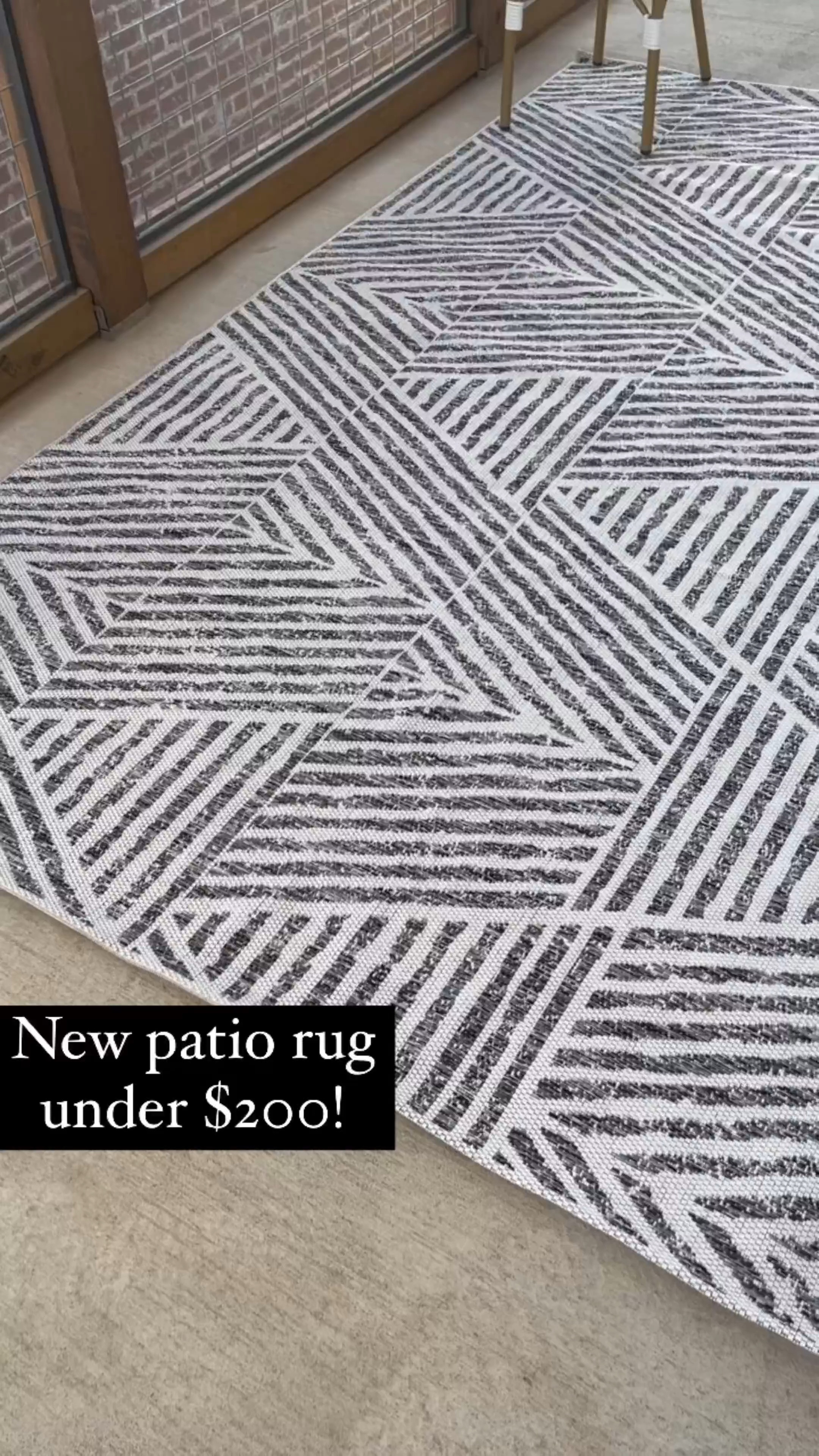 I wanted a rug that was not dark or light but I also didn’t want a metal toned gray! So I got one that was contrasting that gave you that middle of the road town! The quality is beautiful and under $200! Patio rug, outdoor rug, neutral rug, black and white rug, modern rug, look for less, all modern, modern rug, geometric rug, white rug, black rug, poolside, pool furniture, patio furniture, front porch, back porch

#LTKstyletip #LTKFind #LTKhome