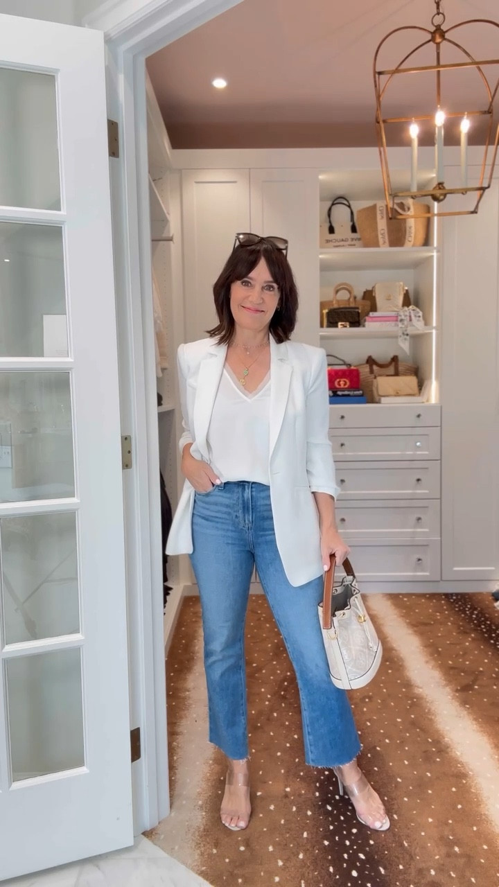 Skinny jeans are trending down!! Here’s what to wear instead 🙌

READ THIS: I believe we can wear whatever we want whenever we want … but skinnies are trending down, so why not update your denim collection? What do you think?

Did you know that @motherdenim LOOKER, which is their skinny, is the same as the DAZZLER, all the way to the knee. The only difference is the leg opening which is only 2” wider - and EVERYONE I’ve ever helped in the dressing room LOVES them! 

#LTKstyletip #LTKshoecrush #LTKFind