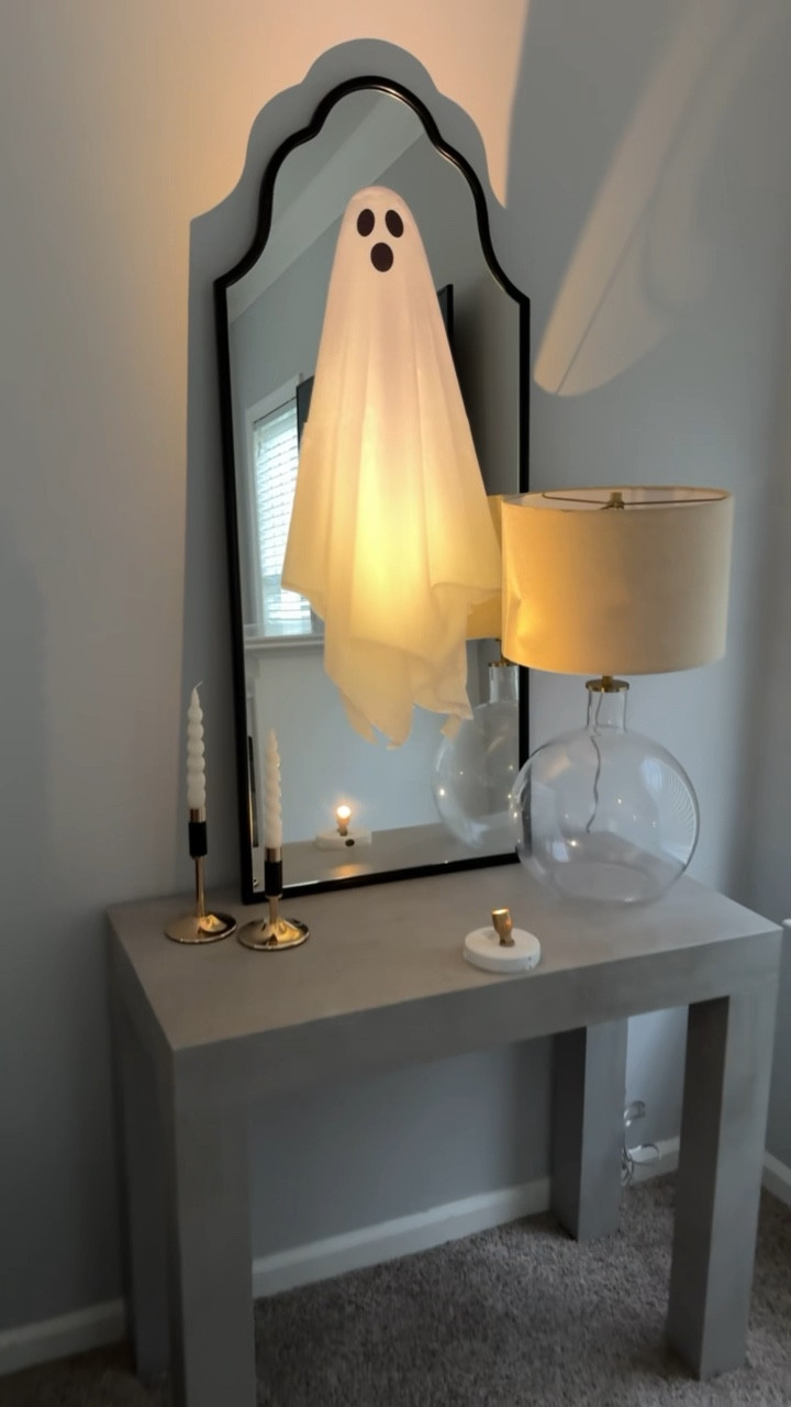 Halloween Decor | Halloween Decal | Ghost Decal 

#LTKHome #LTKFindsUnder50 #LTKSeasonal