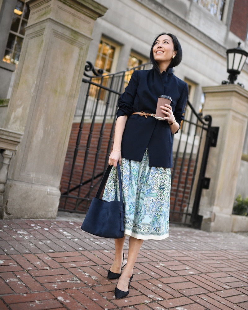 This outfit is an absolute favorite: from work to dinner, I’m all set to go.

#classicstyle
#Talbots
#summeroutfit
#traveloutfit
#vacationoutfit

#LTKSeasonal #LTKootd #LTKgrwm