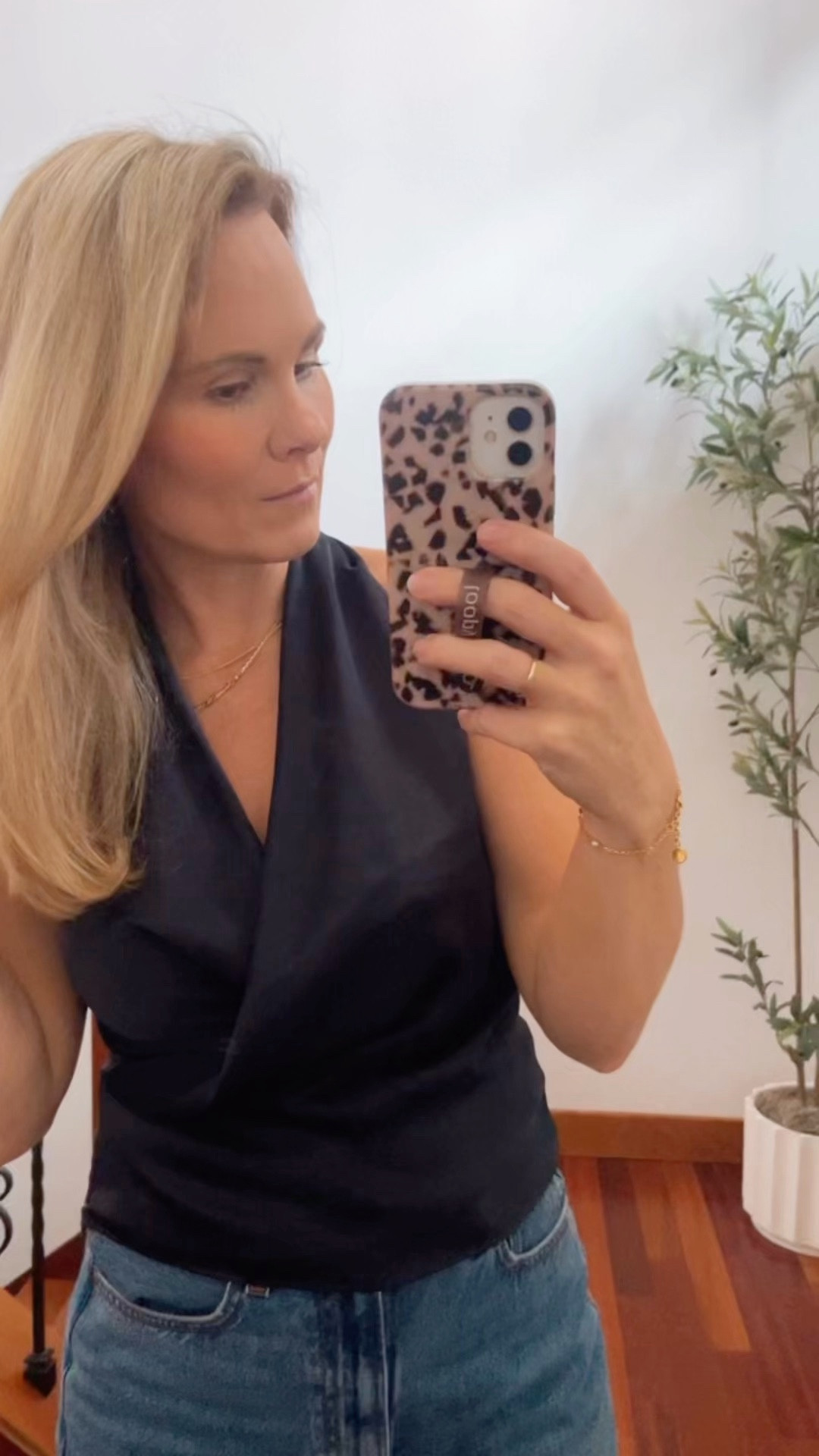 This is the fabulous martini top from Aritzia. It is absolutely stunning. I would suggest getting some tape for sure but if you tied up tight enough, it should be good to stay up for the rest of the night. Absolutely fabulous on. ￼

#LTKFestival

#LTKSeasonal #LTKOver40