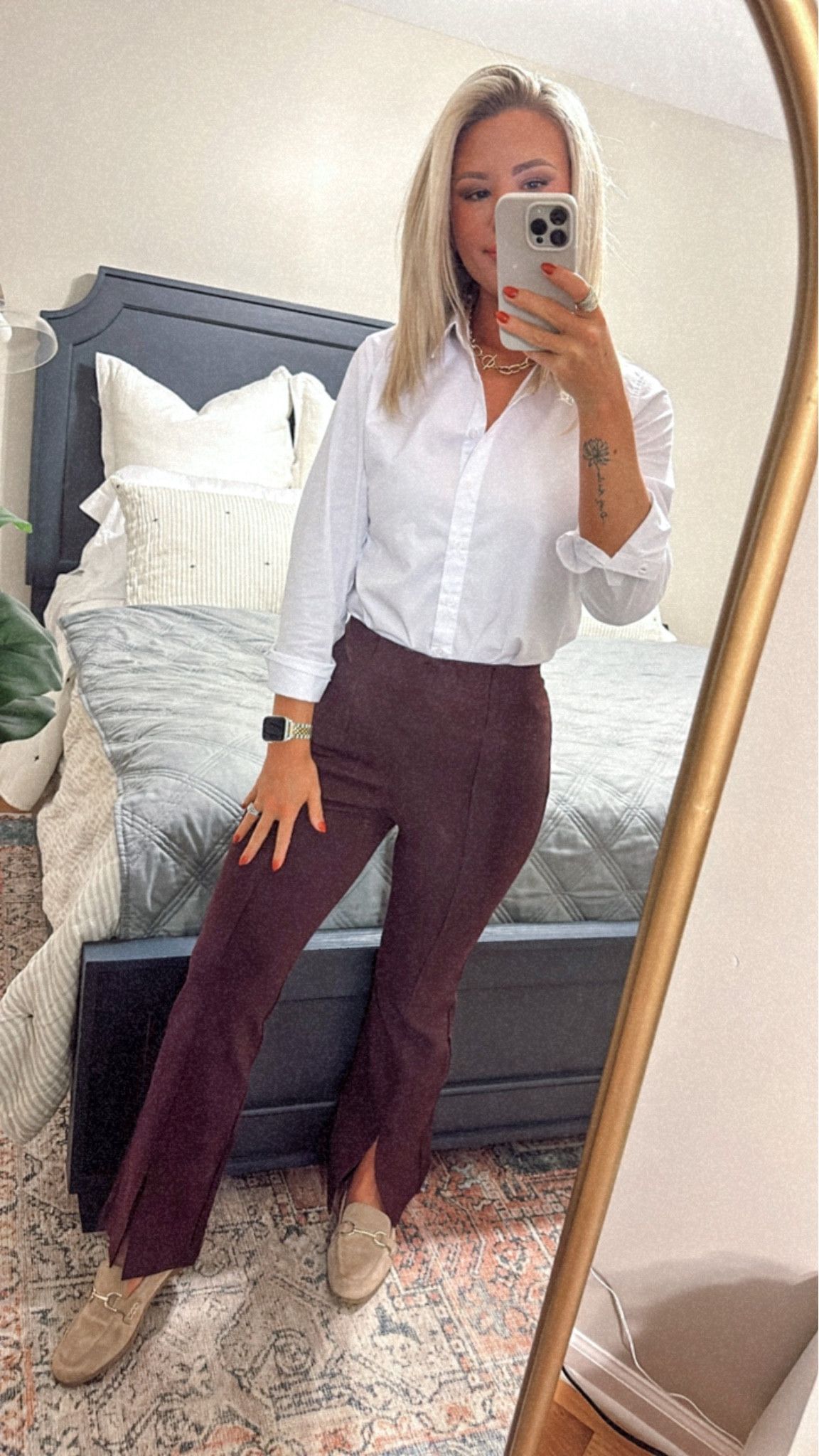 Walmart work wear 
Small in top 
Small 2/4 short in bottoms 
Shoes tts 

#LTKworkwear #LTKfindsunder50