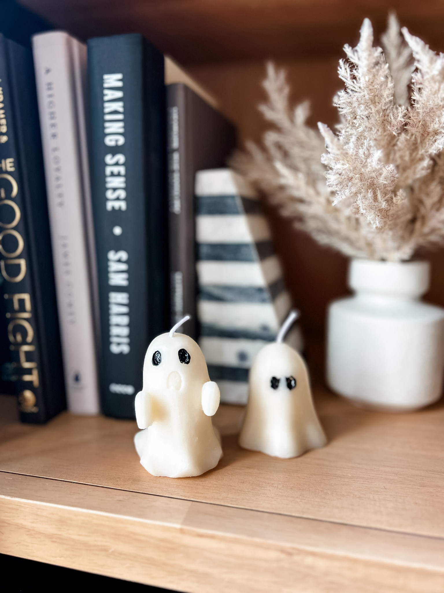 Little ghost candles! Come in a set of four! 👻🖤 #amazon #halloweendecor #halloween #amazonfinds

#LTKSeasonal #LTKFindsUnder50 #LTKHome
