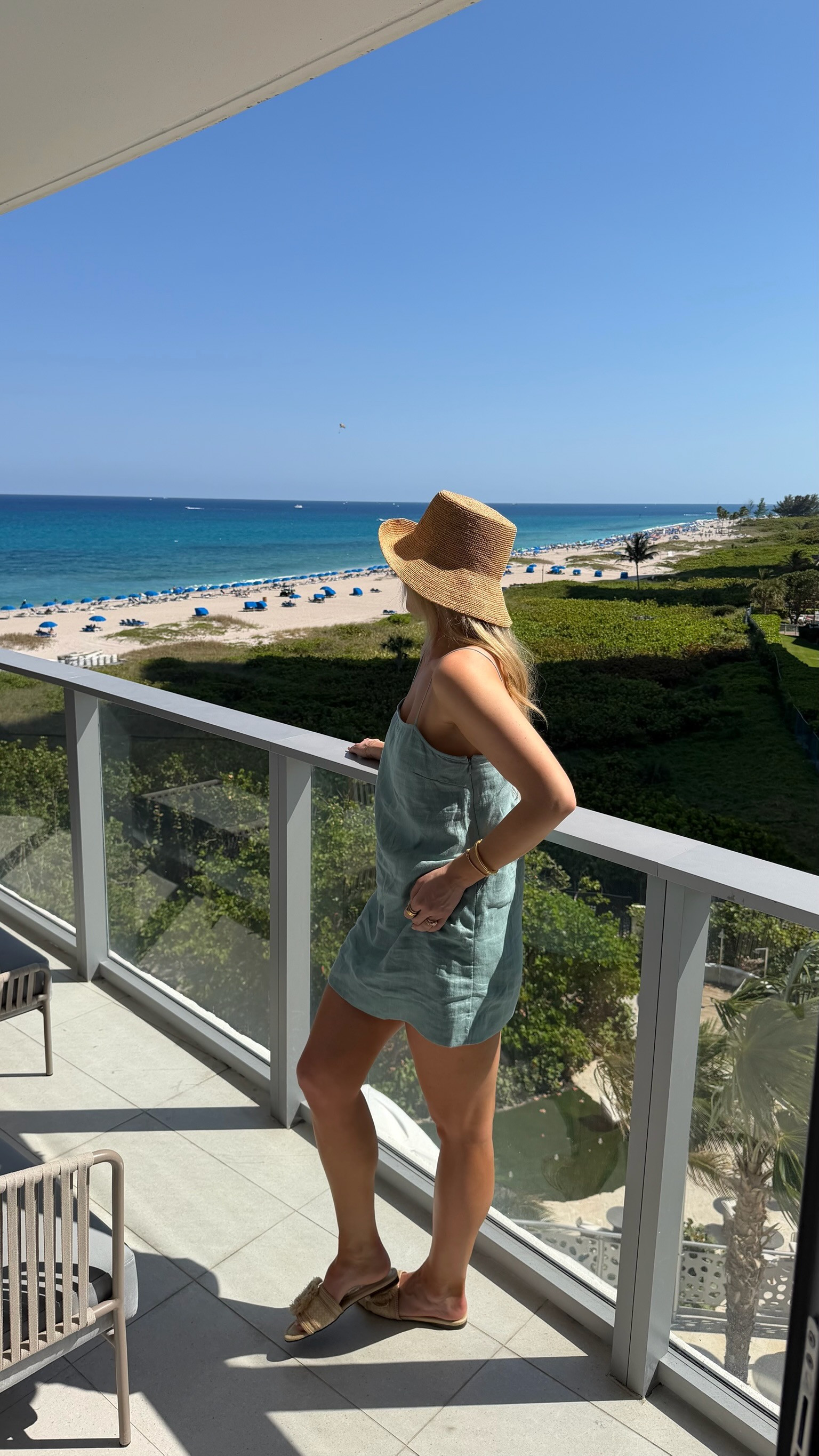 Palm Beach styling �Sun

#LTKdayinmylife #LTKootd #LTKSeasonal