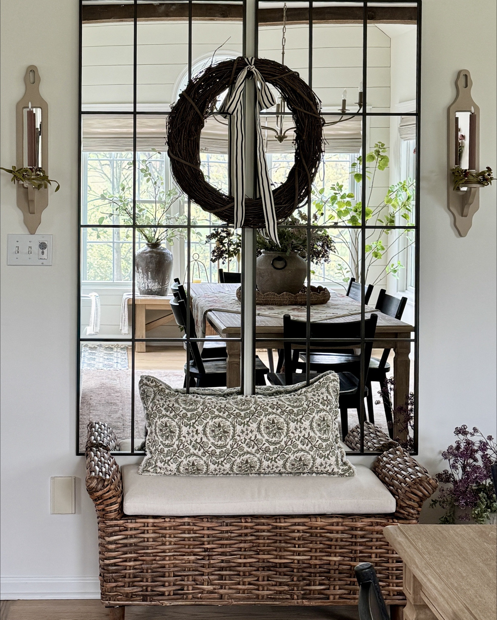 Wayfair sales going on now:

Cushioned bench 
Long lumbar pillow
Wall mirrors
Vases
Florals
Area rugs
Table squares
Accent tables
Coffee table and more 



#LTKHome #LTKSaleAlert