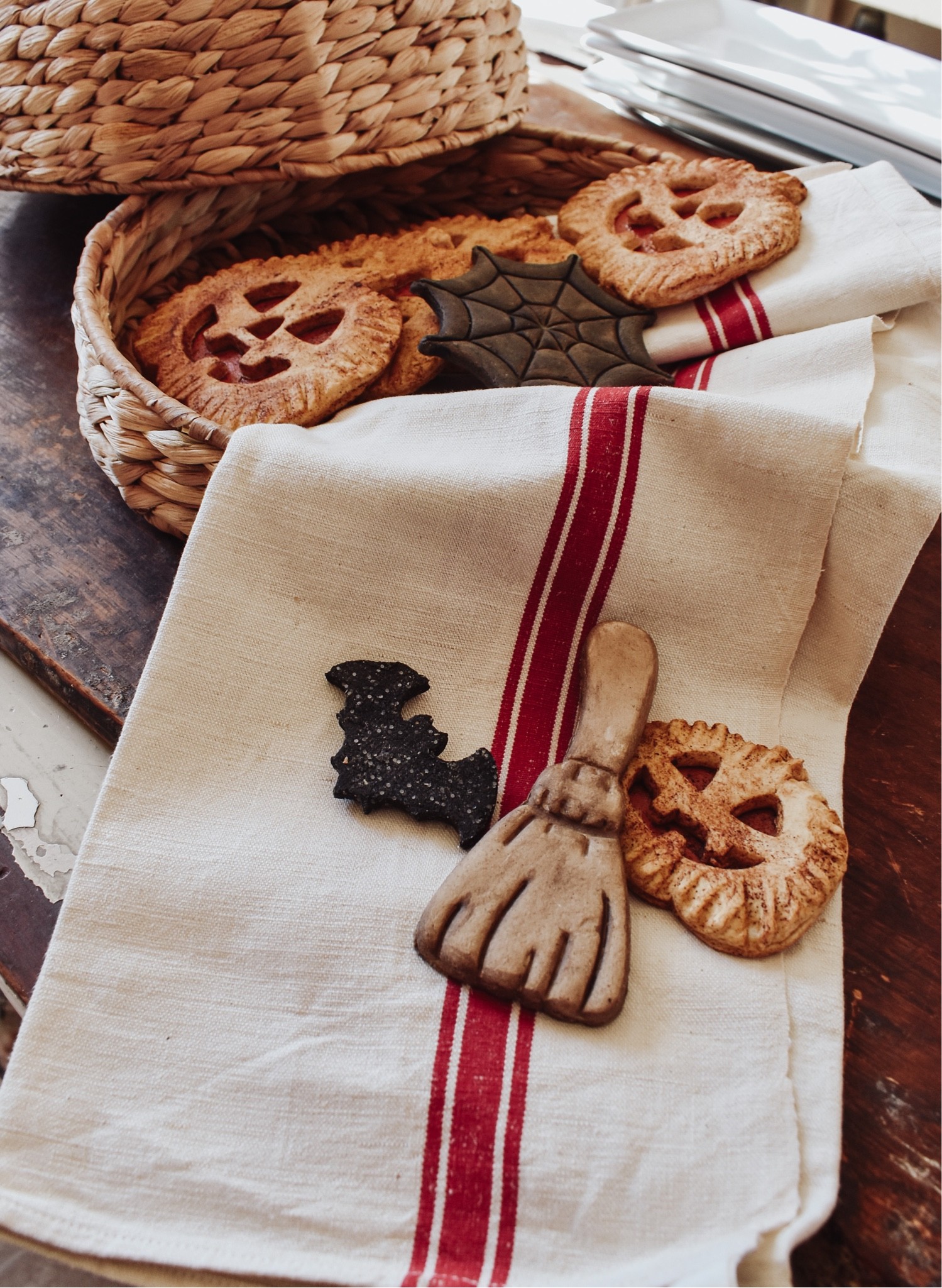 Spooky Season for European Linens head on over to www.countrychichomes.com #LTKfalldecor #LTKhalloweendecor #LTKspookyseason

#LTKhome #LTKHalloween #LTKSeasonal