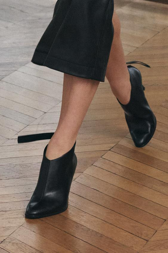 PULL TAB HIGH-HEEL ANKLE BOOTS | Zara US