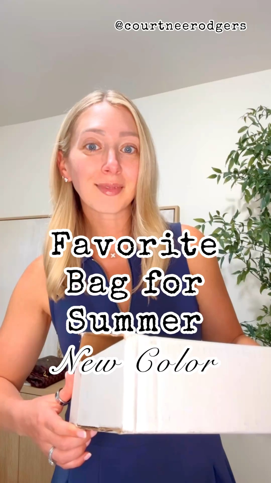 So beyond in love with this new color of my favorite bag that I cannot stop wearing! 🐚 Which color is your favorite?? I can’t choose! 🤩 Get 20% OFF with code: HAUTE20 💁🏼‍♀️ Shop via 🔗 in my bio 

Gigi New York, spring handbags, summer handbags 

#LTKSaleAlert #LTKPetite #LTKMothersDay